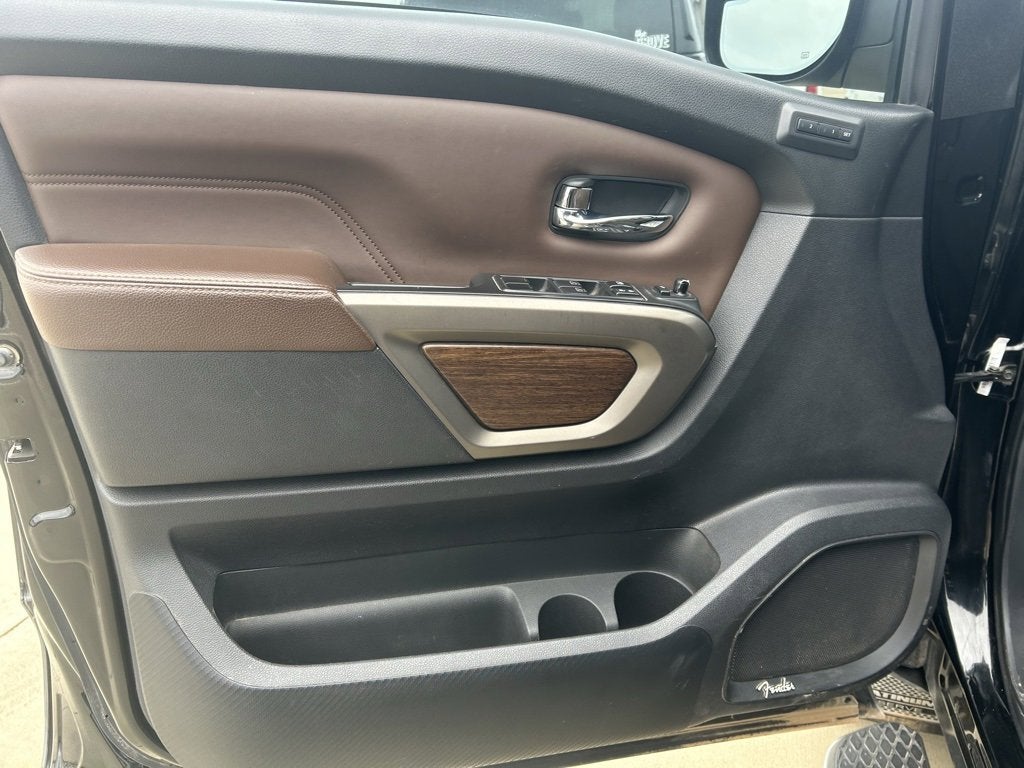 2021 Nissan TITAN Crew Cab Platinum Reserve 4x4