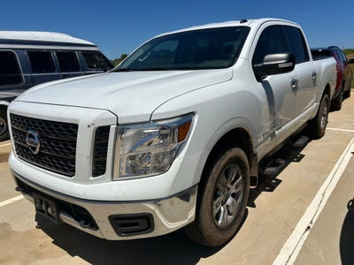 2019 Nissan TITAN SV