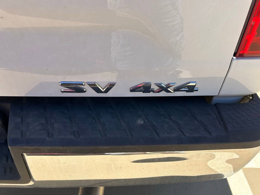 2019 Nissan TITAN SV