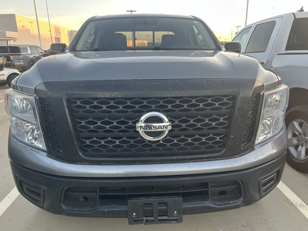 2017 Nissan Titan S