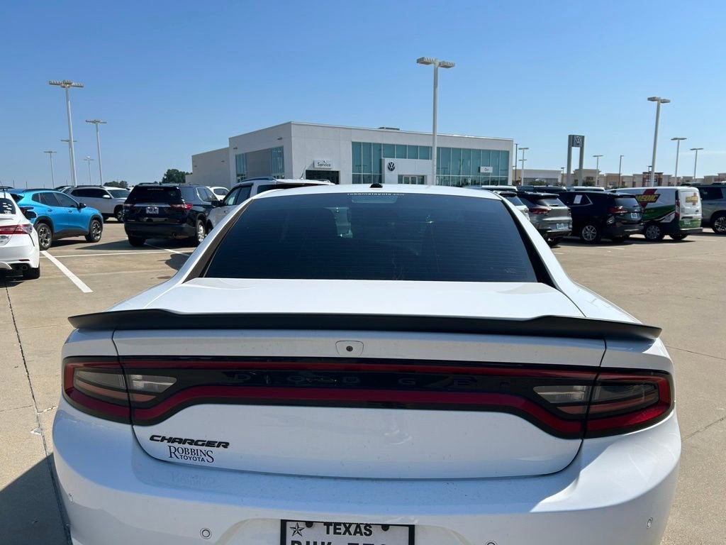 2020 Dodge Charger SXT RWD