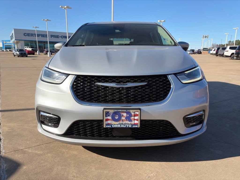 2023 Chrysler Pacifica Hybrid Touring L