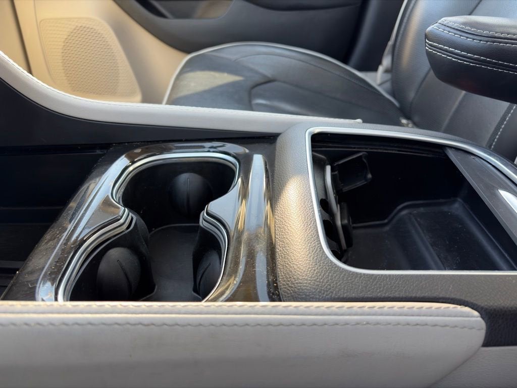 2023 Chrysler Pacifica Hybrid Limited