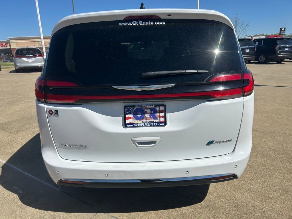 2023 Chrysler Pacifica Hybrid Limited