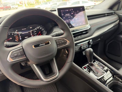 2025 Jeep Compass Trailhawk 4x4