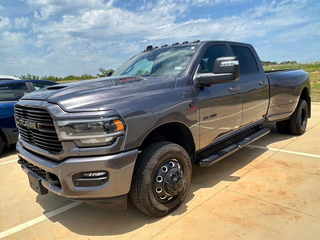 2024 RAM 3500 Laramie Crew Cab 4x4 8' Box