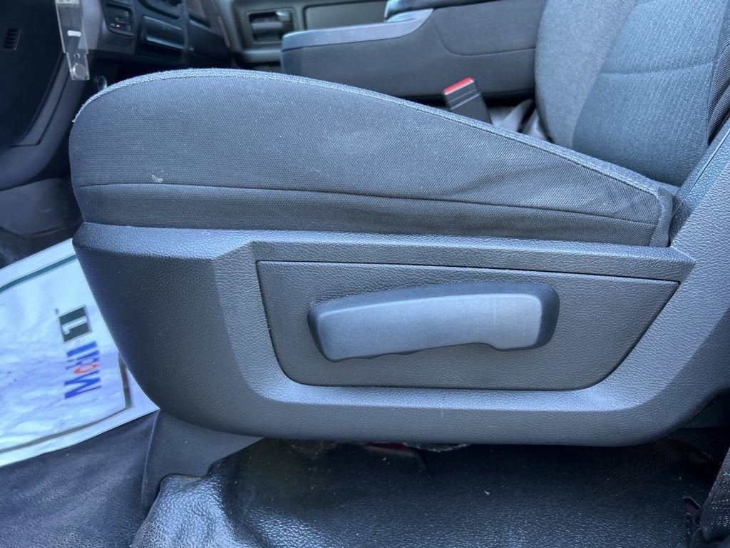 2023 RAM 1500 Classic Tradesman Crew Cab 4x4 5'7" Box