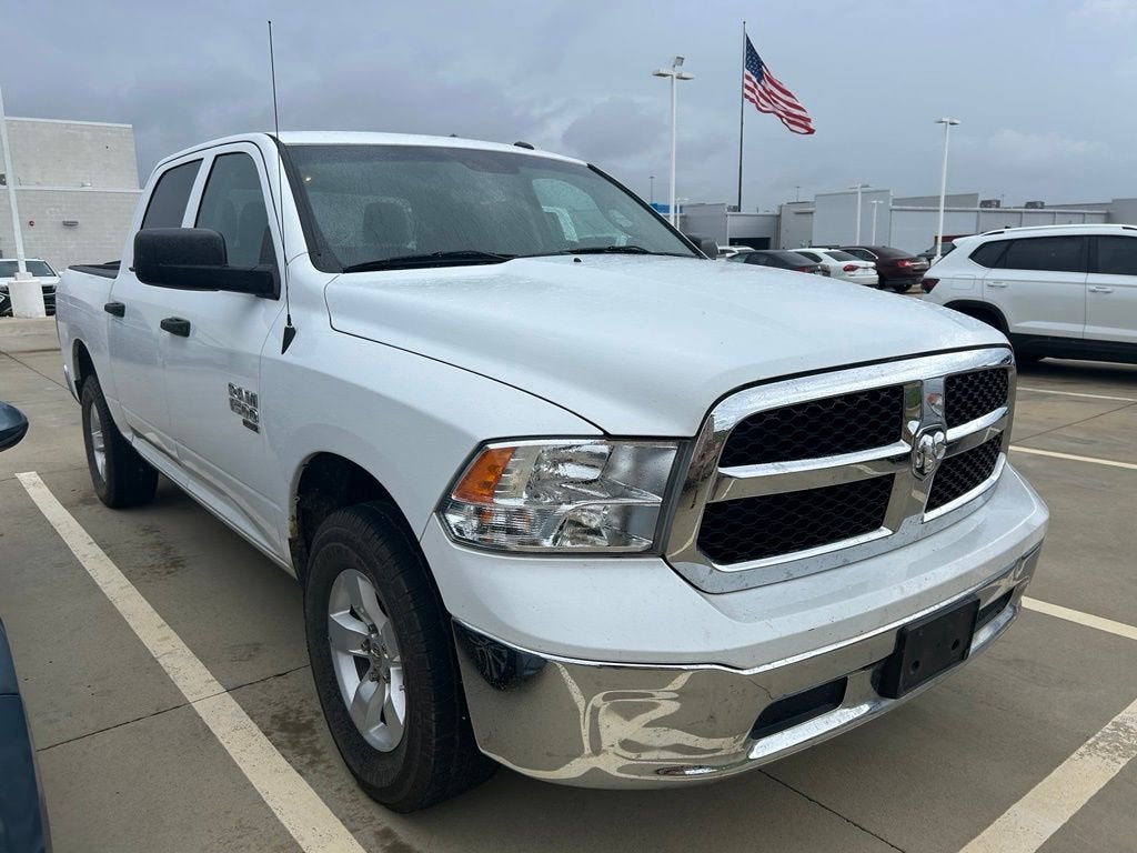 2022 RAM 1500 Classic Tradesman Crew Cab 4x4 5'7" Box