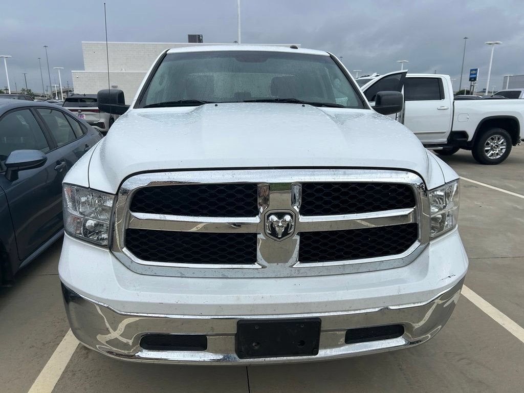 2022 RAM 1500 Classic Tradesman Crew Cab 4x4 5'7" Box
