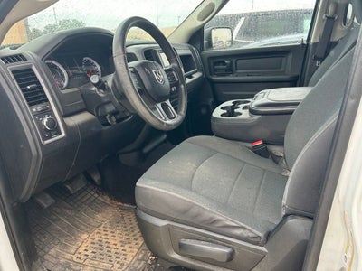 2022 RAM 1500 Classic Tradesman Crew Cab 4x4 5'7" Box