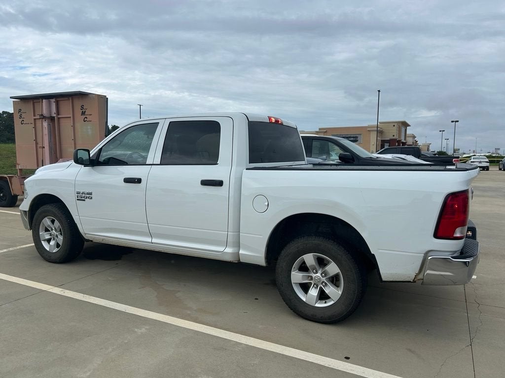 2022 RAM 1500 Classic Tradesman Crew Cab 4x4 5'7" Box