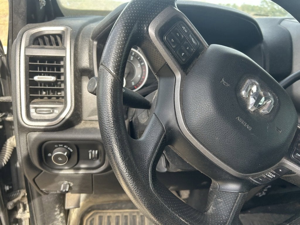 2021 RAM 2500 Tradesman Crew Cab 4x4 6'4" Box