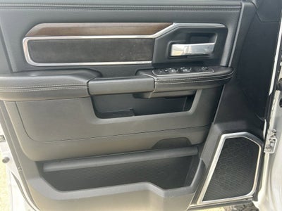 2022 RAM 2500 Laramie Crew Cab 4x4 6'4" Box