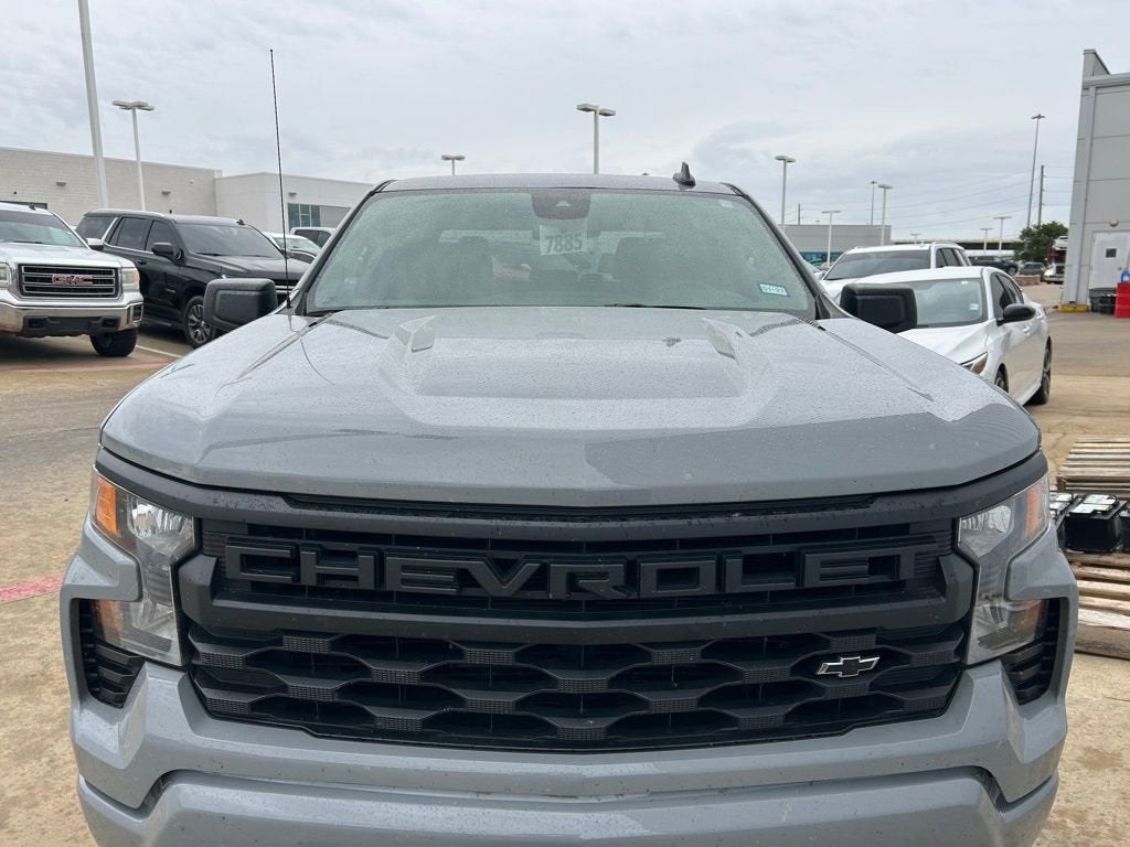 2025 Chevrolet Silverado 1500 Custom