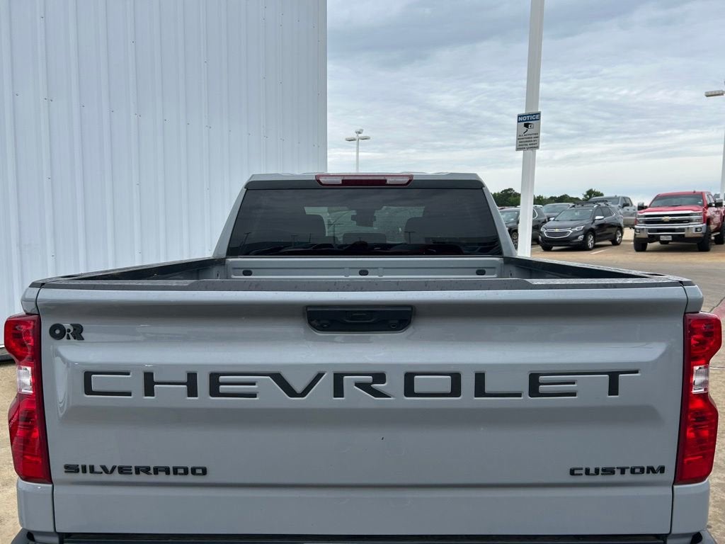2025 Chevrolet Silverado 1500 Custom