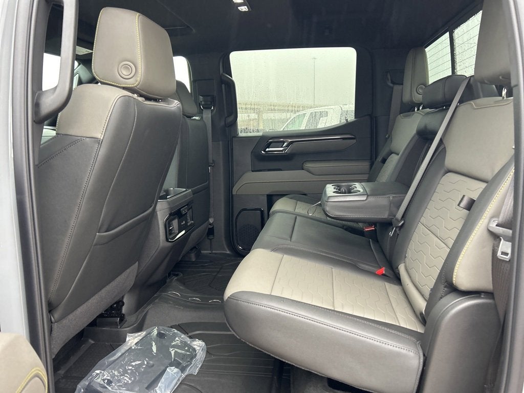 2025 Chevrolet Silverado 1500 ZR2