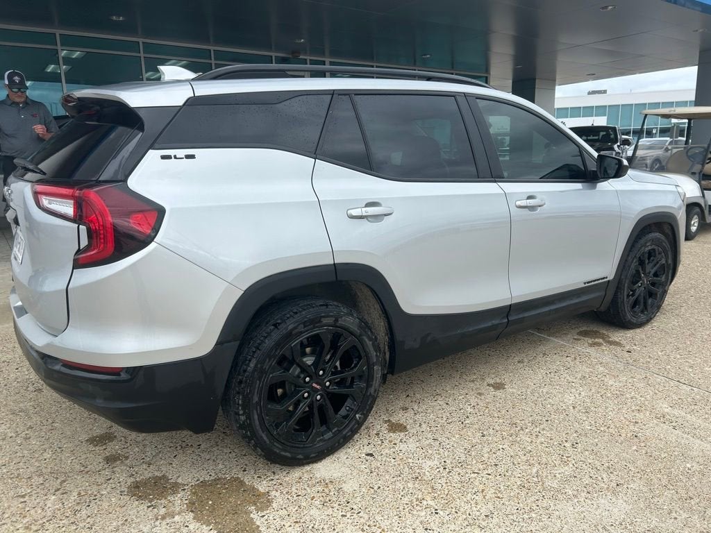 2022 GMC Terrain SLE