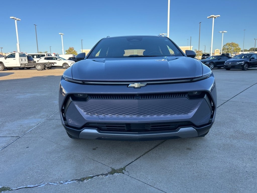 2025 Chevrolet Equinox EV LT