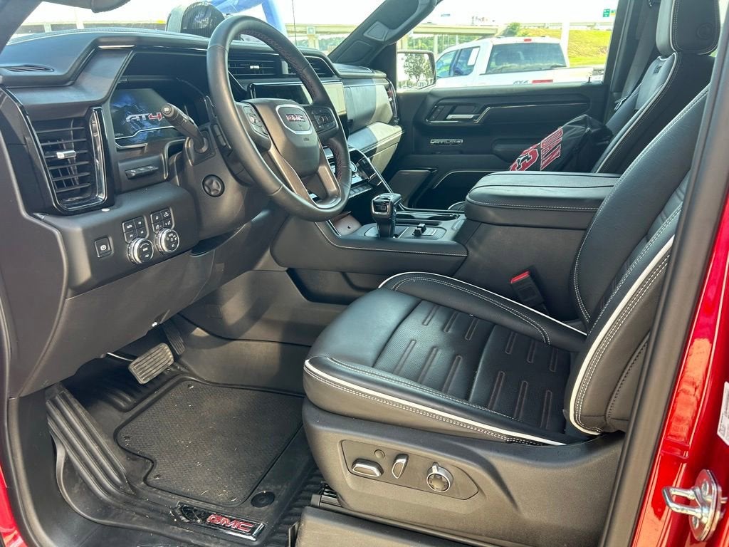 2025 GMC Sierra 1500 AT4X