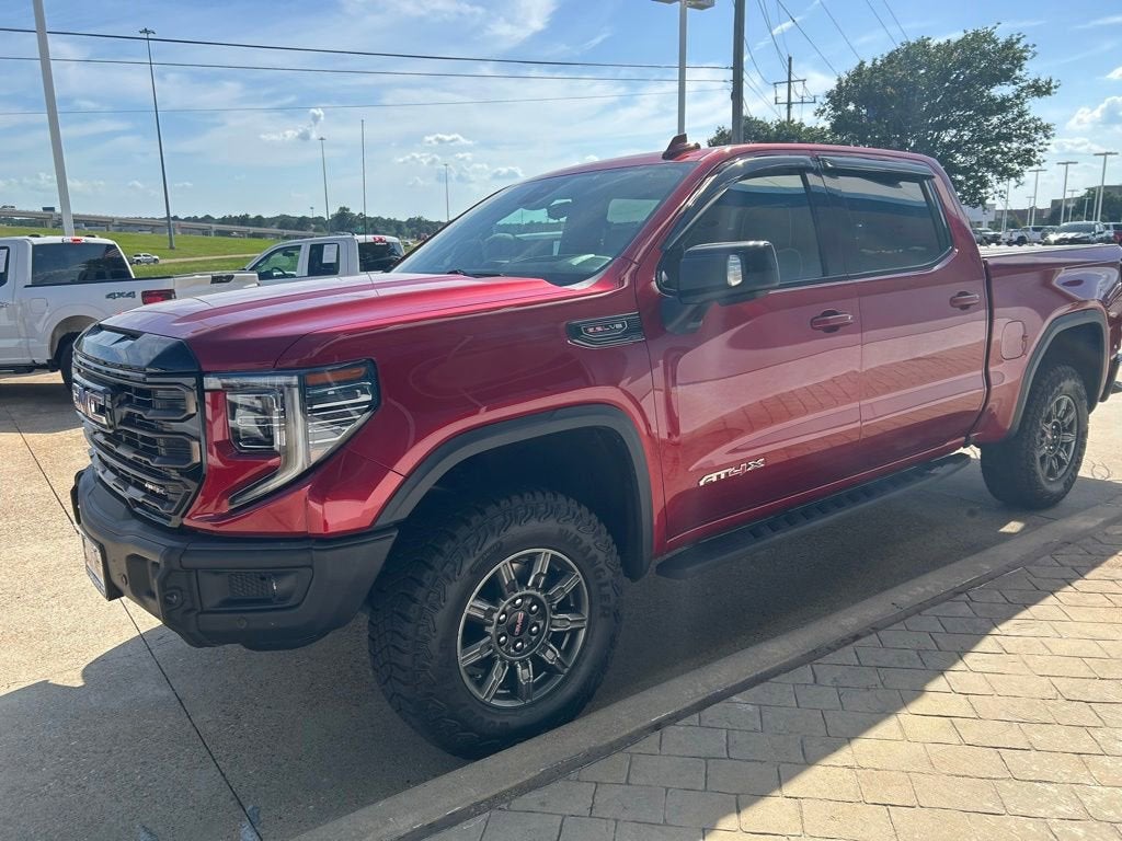2025 GMC Sierra 1500 AT4X