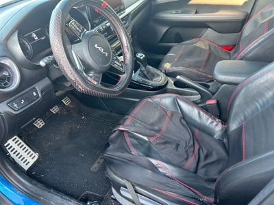 2022 Kia Forte GT Manual