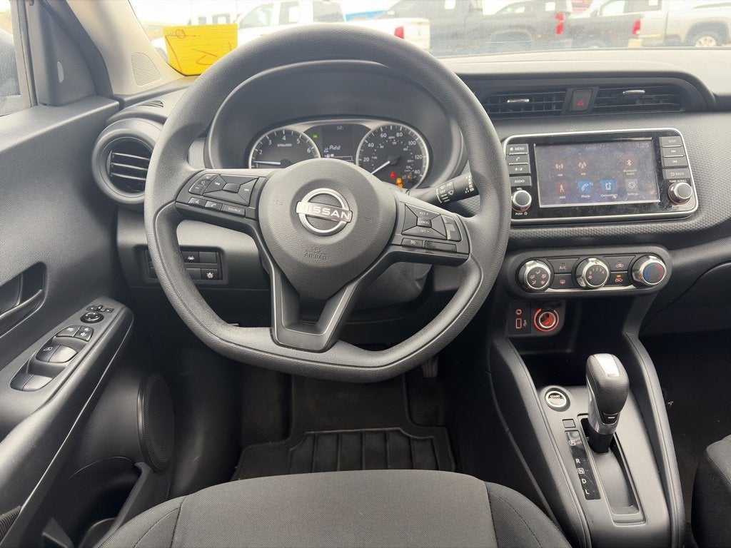 2024 Nissan Kicks S Xtronic CVT