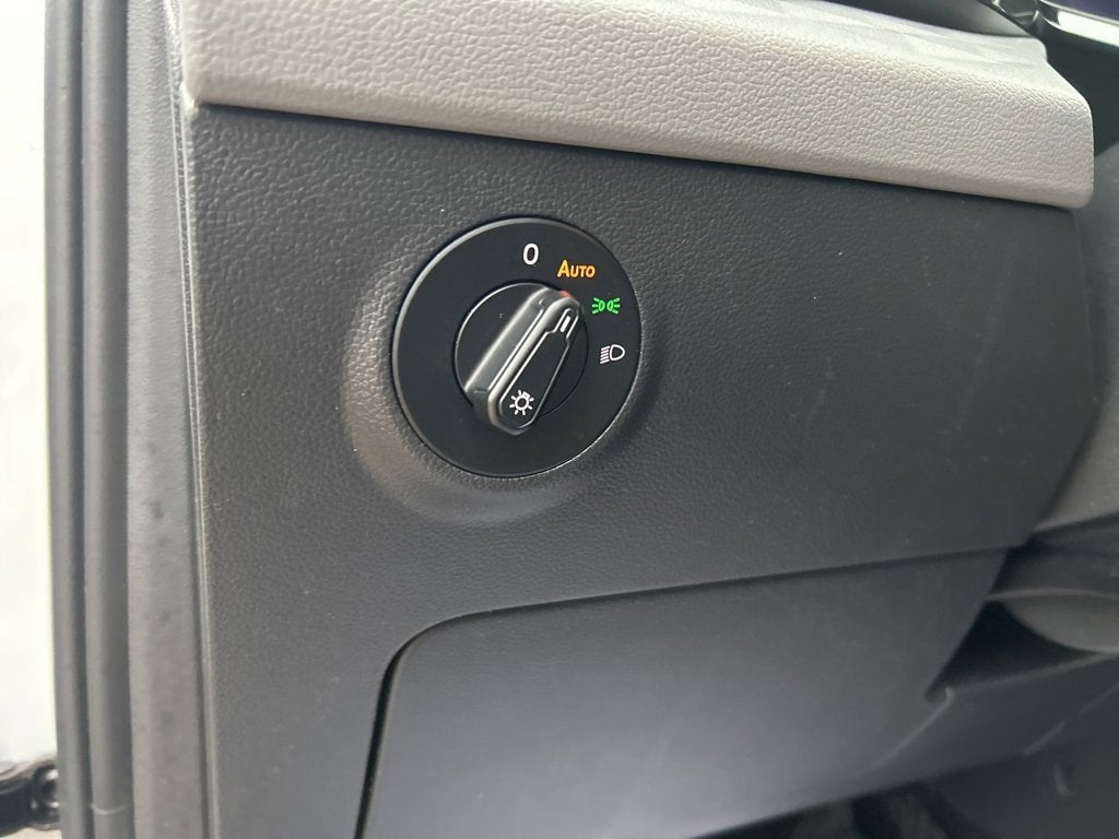 2024 Volkswagen Taos S