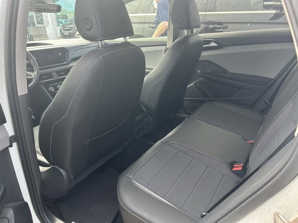 2023 Volkswagen Taos SE