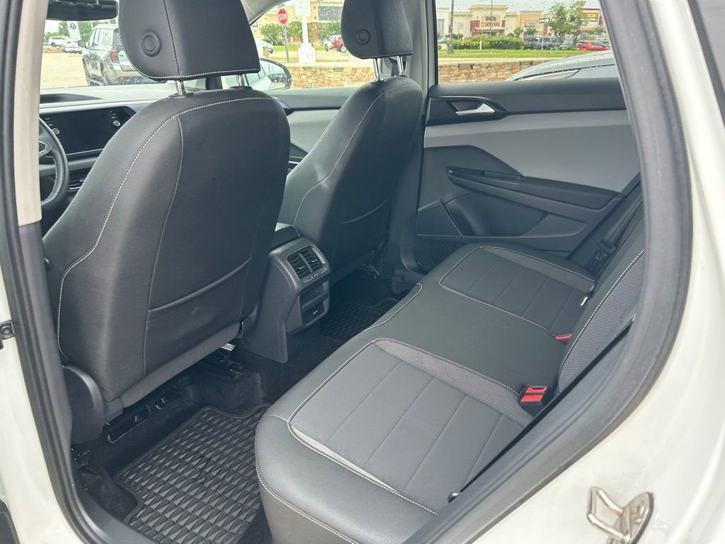 2023 Volkswagen Taos SE