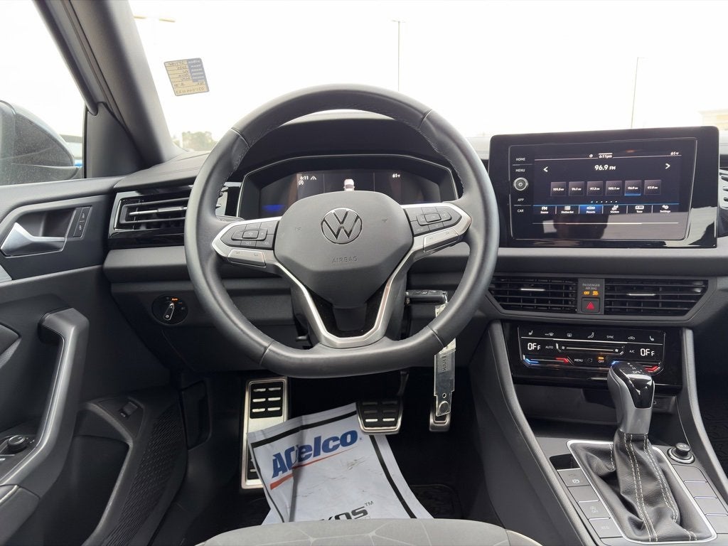 2025 Volkswagen Jetta 1.5T Sport