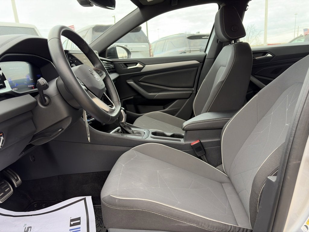 2025 Volkswagen Jetta 1.5T Sport