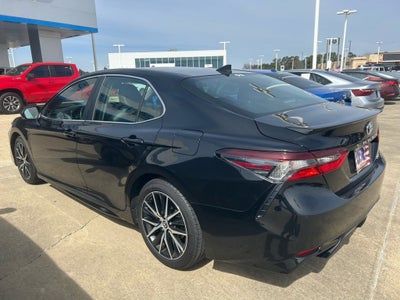 2023 Toyota Camry SE