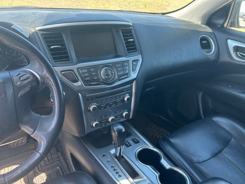 2019 Nissan Pathfinder SL