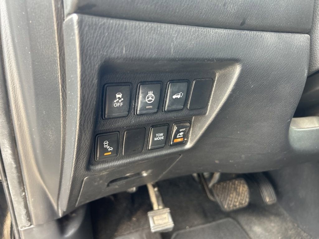 2019 Nissan Pathfinder SL