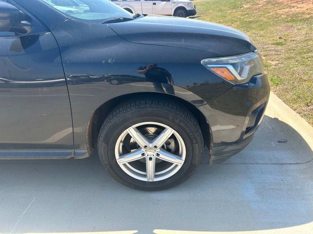 2019 Nissan Pathfinder SL