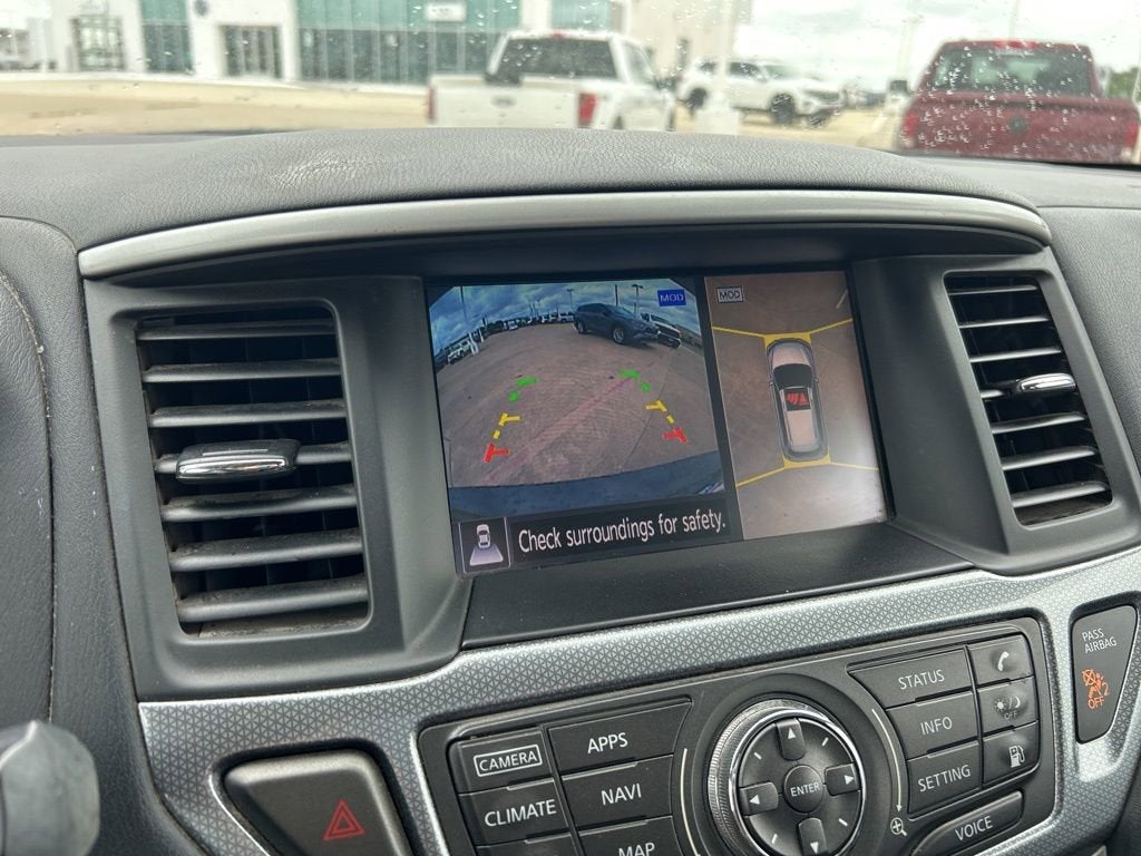 2019 Nissan Pathfinder SL