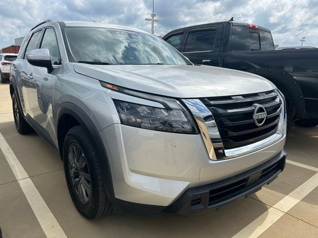 2025 Nissan Pathfinder SV FWD