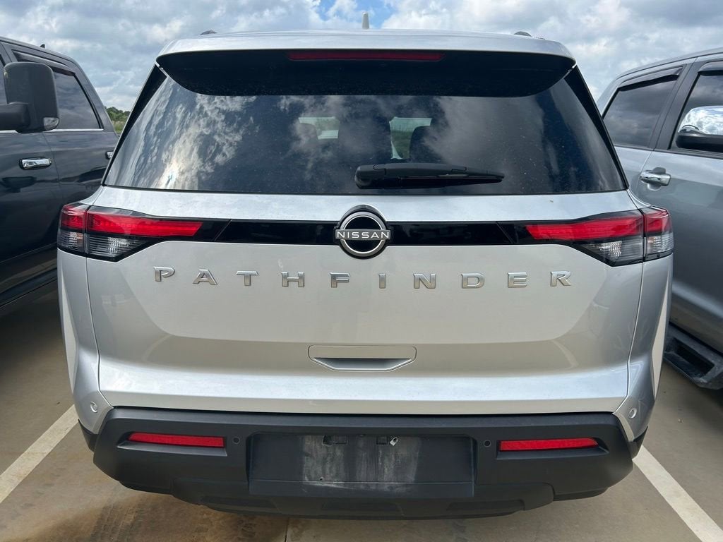2025 Nissan Pathfinder SV FWD