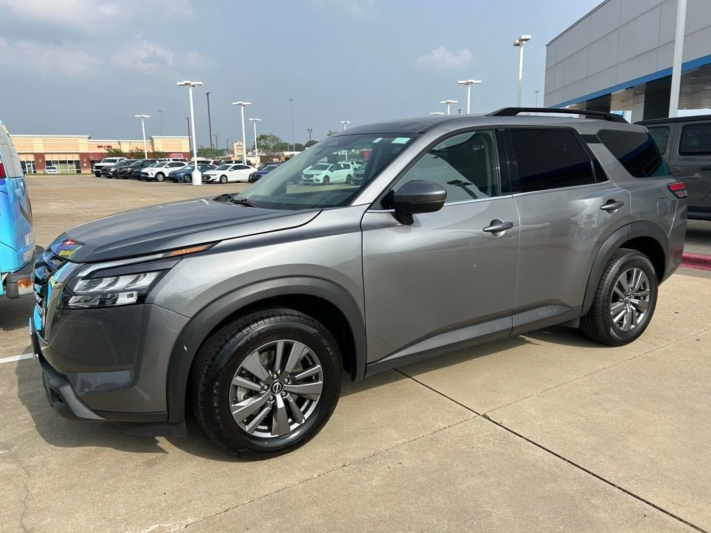 2025 Nissan Pathfinder SV FWD