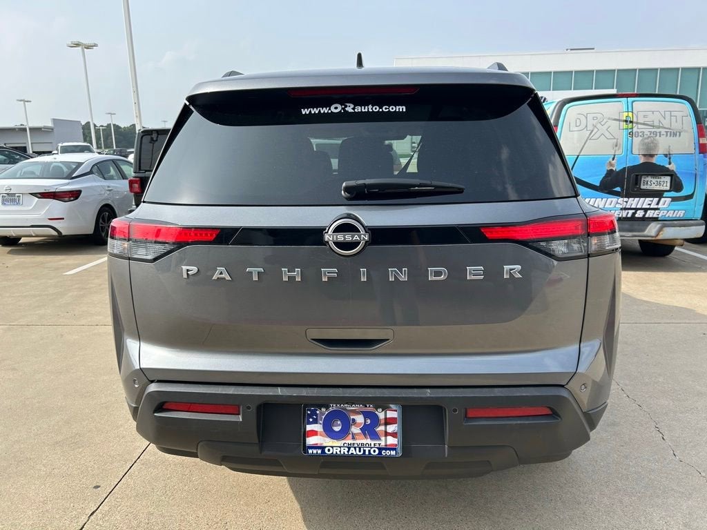 2025 Nissan Pathfinder SV FWD