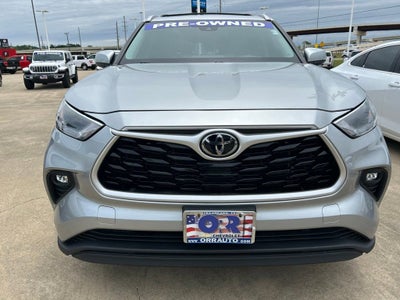 2022 Toyota Highlander XLE