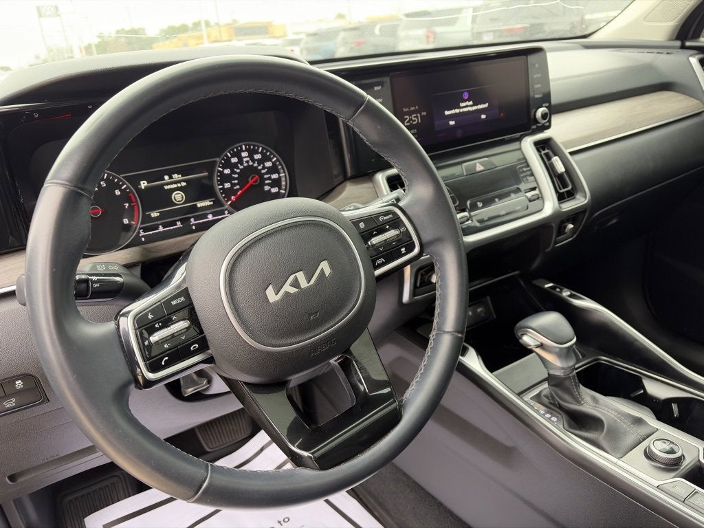 2023 Kia Sorento EX