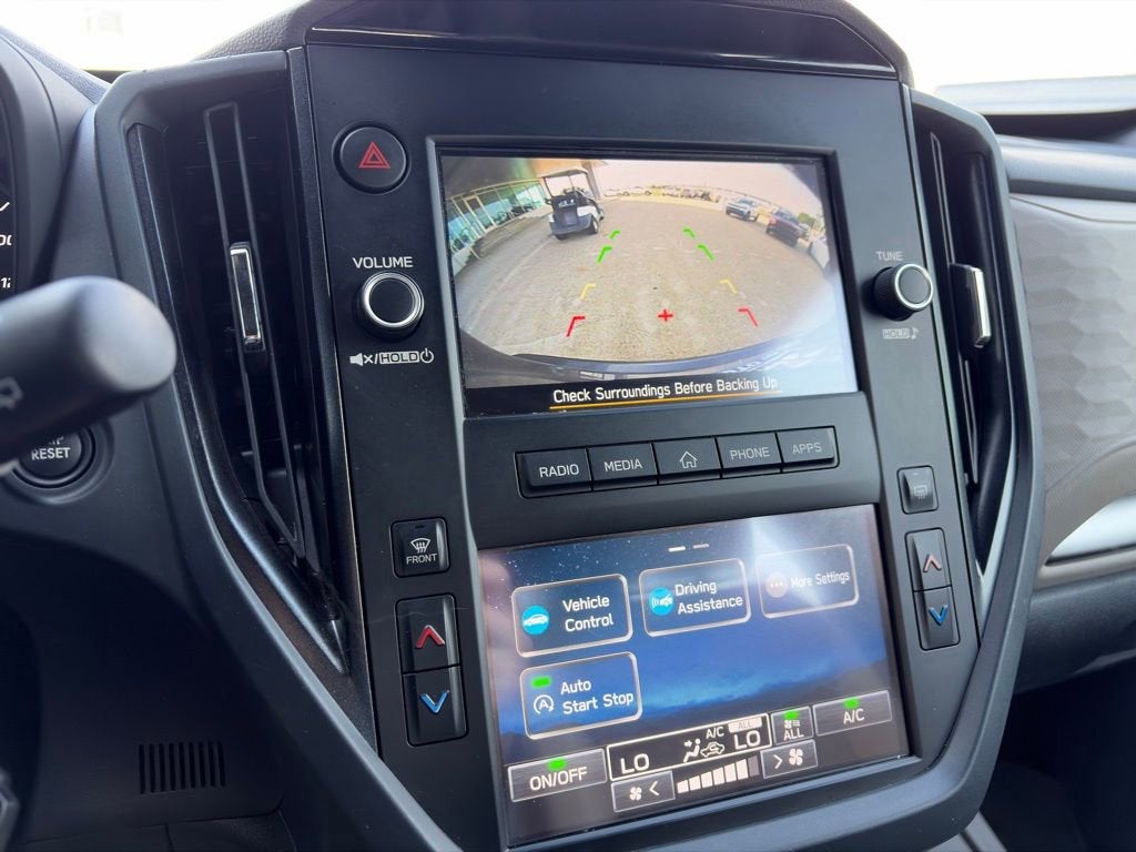 2025 Subaru Forester Base