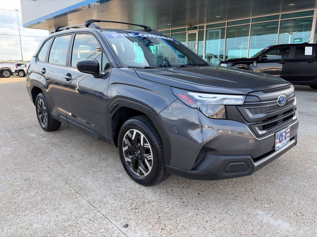 2025 Subaru Forester Base