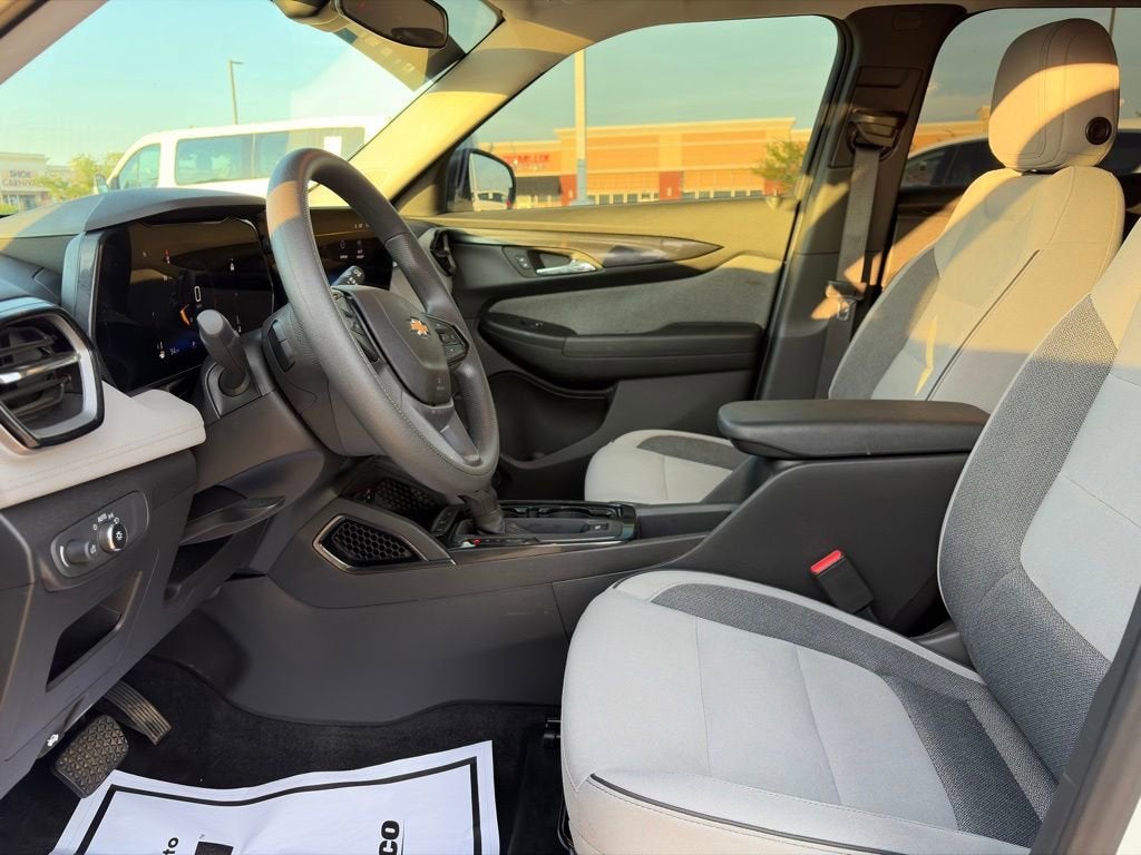 2025 Chevrolet Trailblazer LS