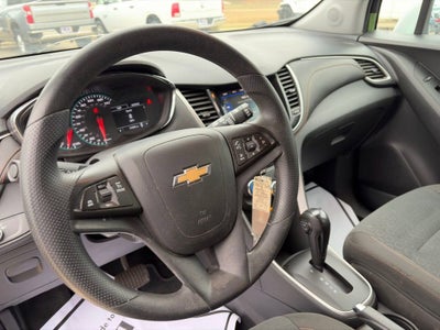 2022 Chevrolet Trax LS