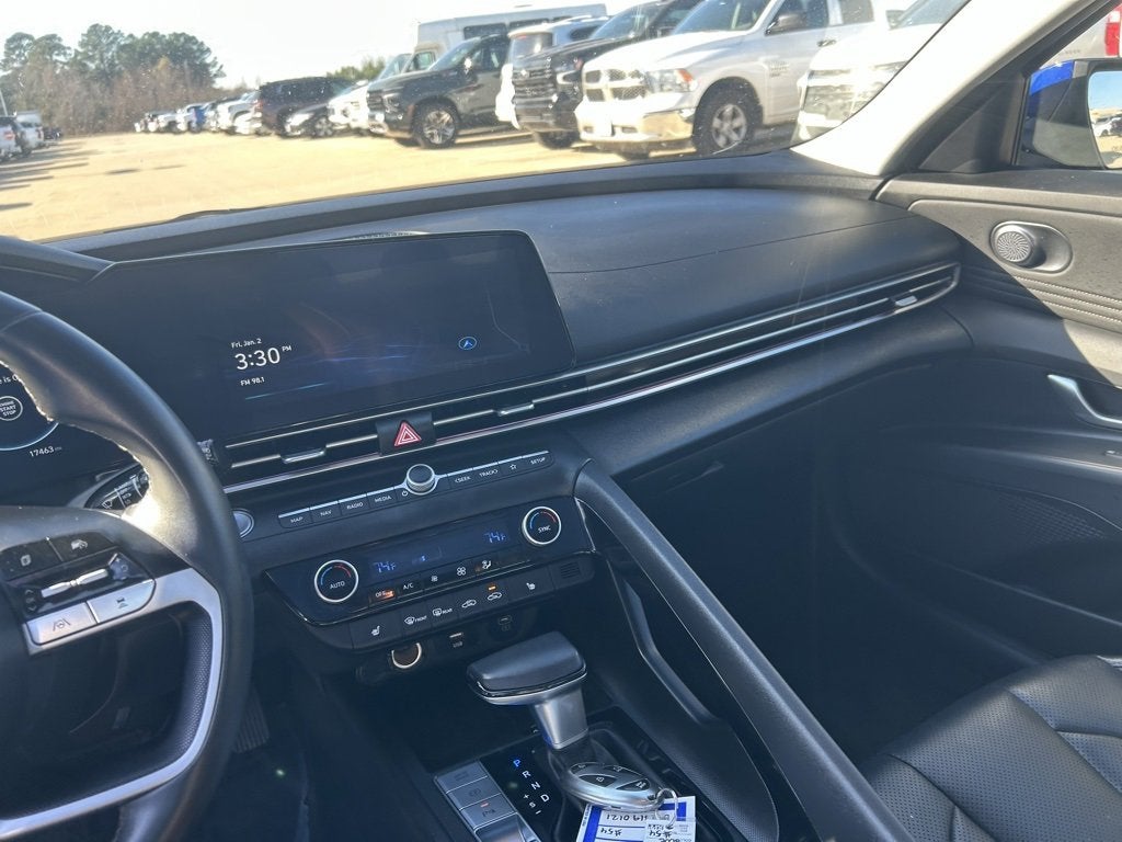 2025 Hyundai Elantra SEL Convenience