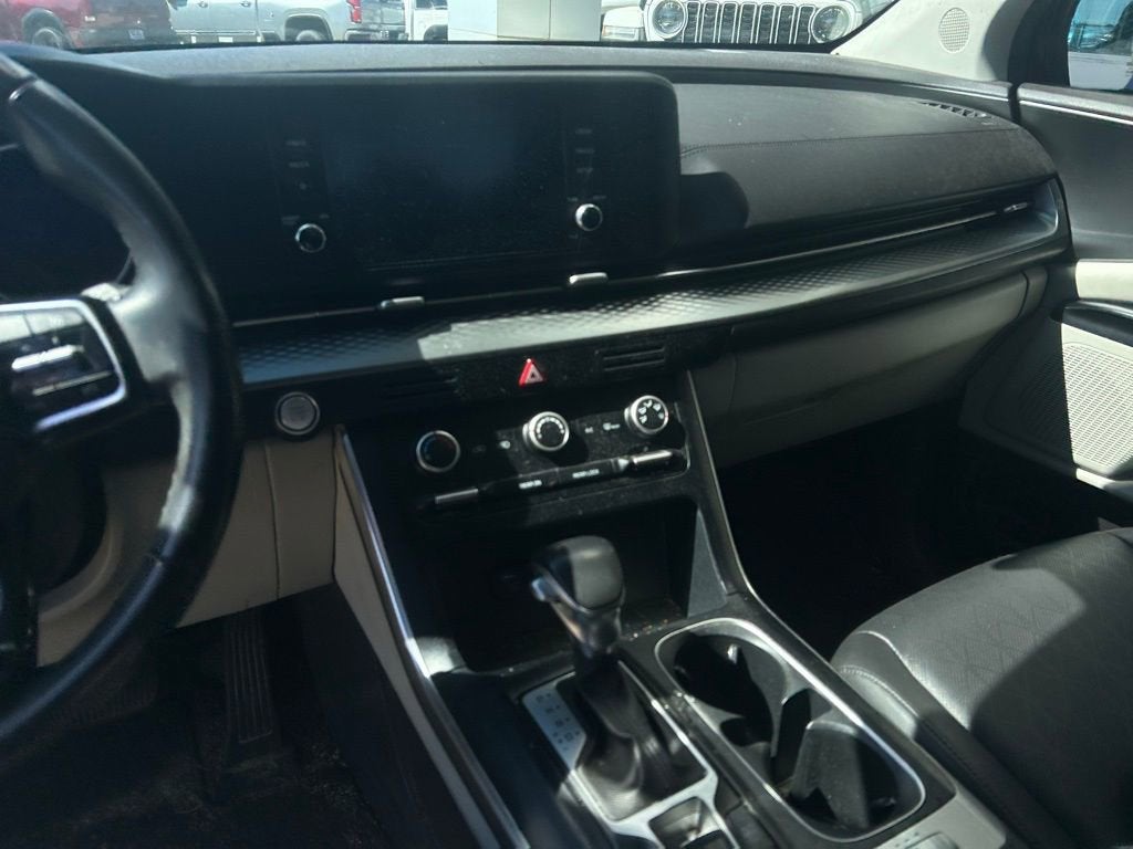 2022 Kia Carnival MPV LX Seat Package