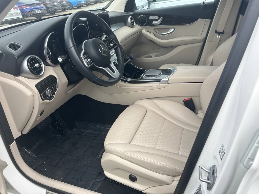 2022 Mercedes-Benz GLC 300 SUV