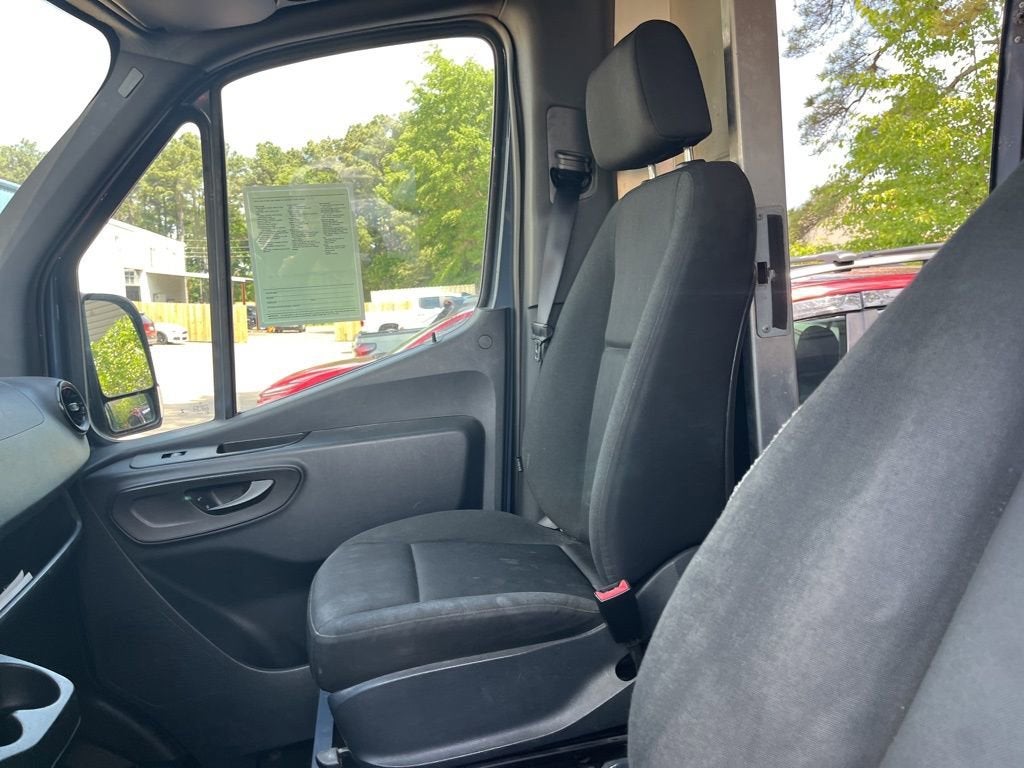 2019 Mercedes-Benz Sprinter Van 2500 HIGH ROOF 17